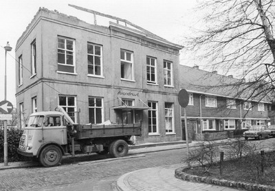 Villa Avondrust tijdens de afbraak in ongeveer 1975