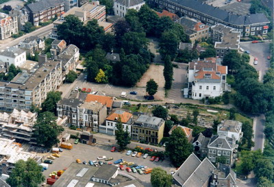 Luchtfoto Frombergstraat e.o. omstreeks 1975